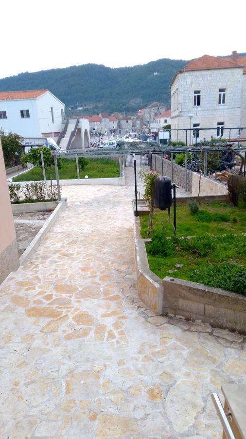 Apartman Tudor Stari Grad  Exterior foto